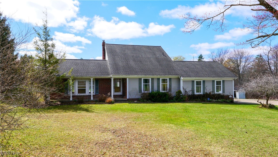 2792 E Pioneer Trail, Aurora, Ohio image 2