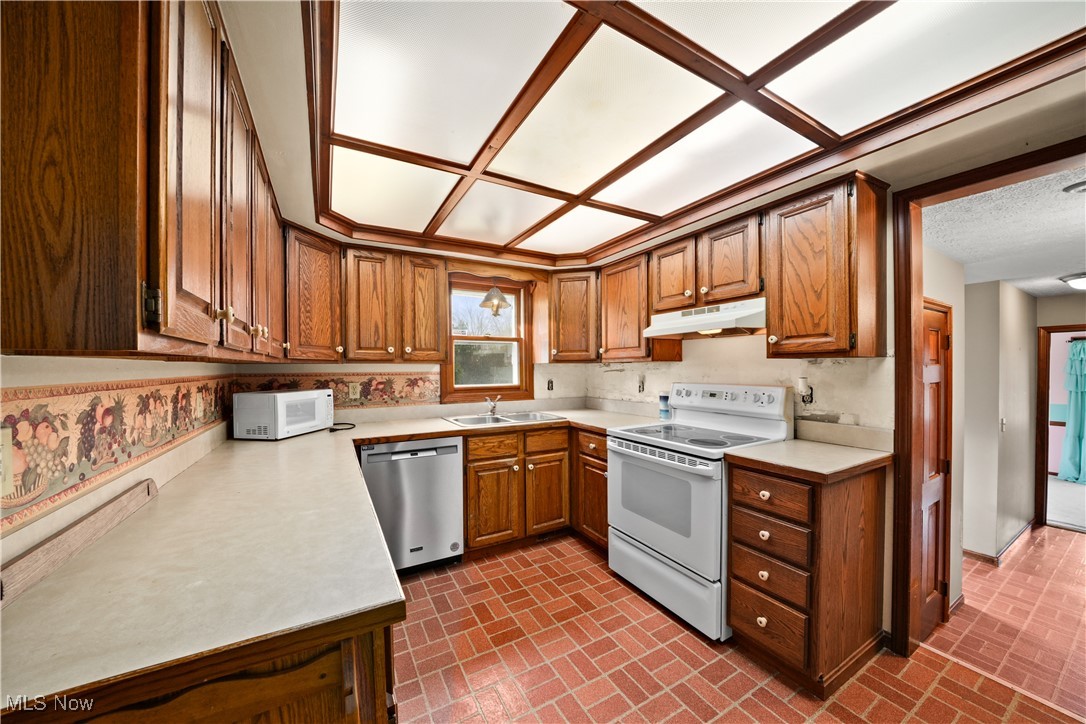 2792 E Pioneer Trail, Aurora, Ohio image 24
