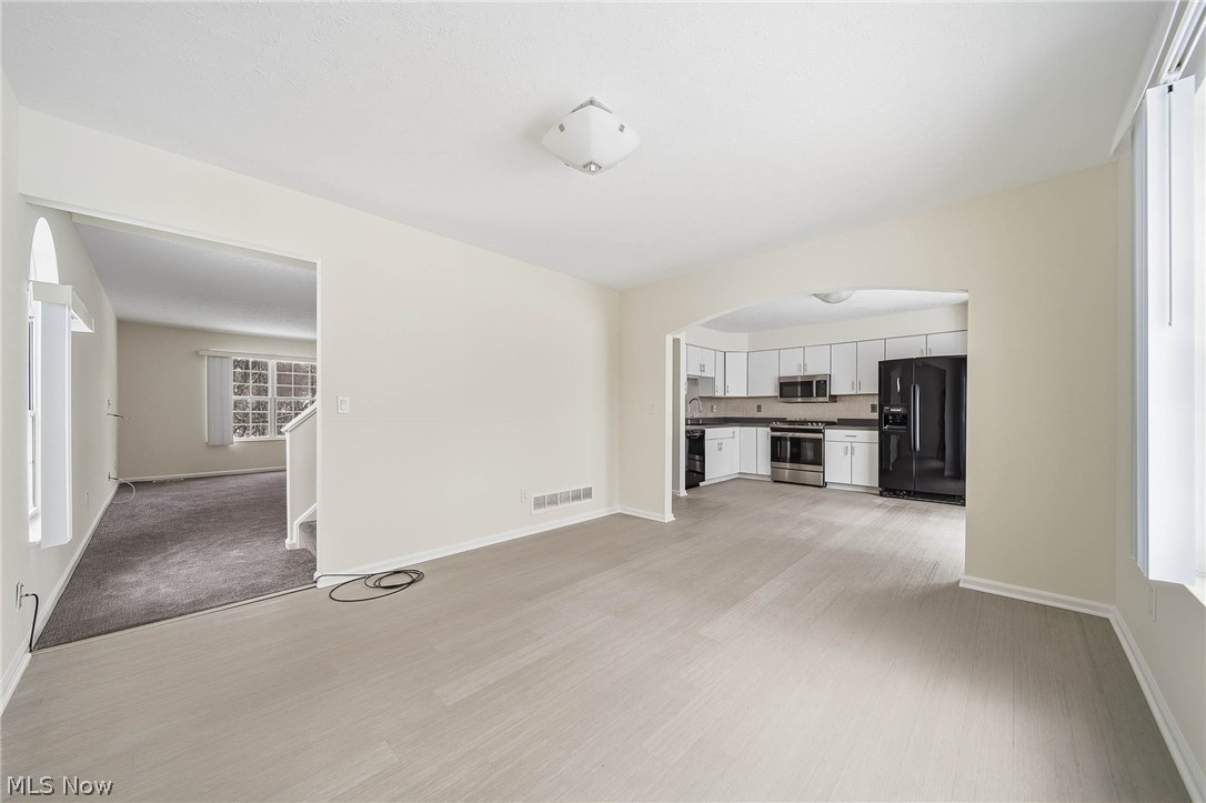 Greentree Parkway - Residential