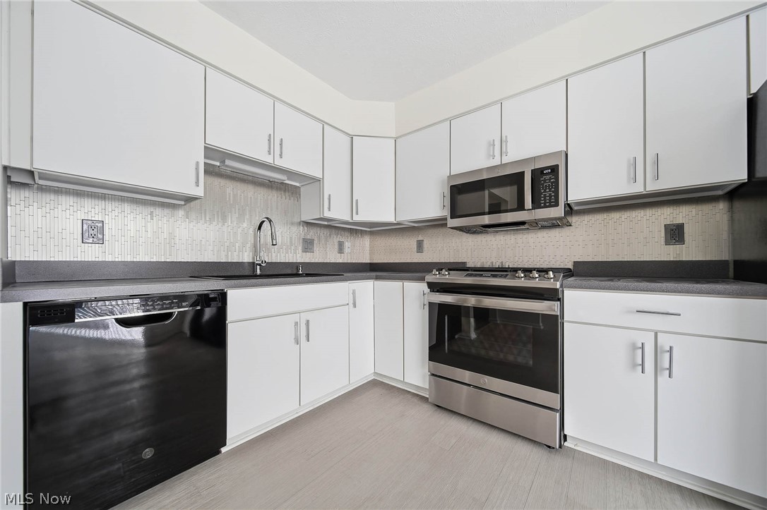 Greentree Parkway - Residential