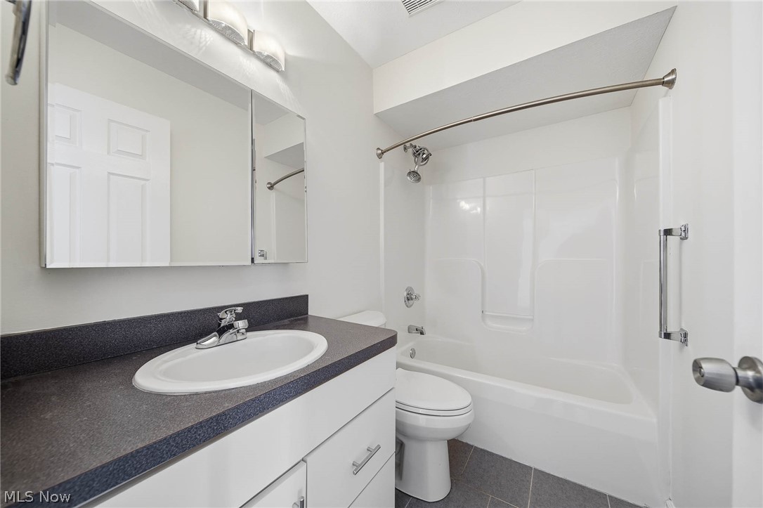 Greentree Parkway - Residential