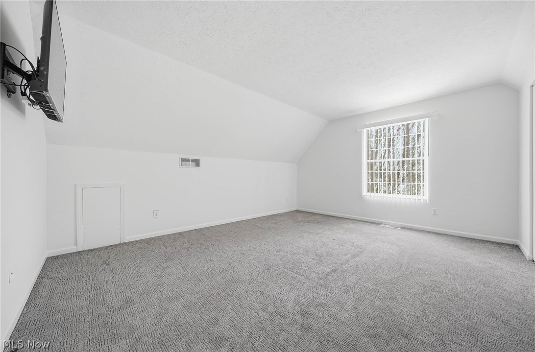 Greentree Parkway - Residential