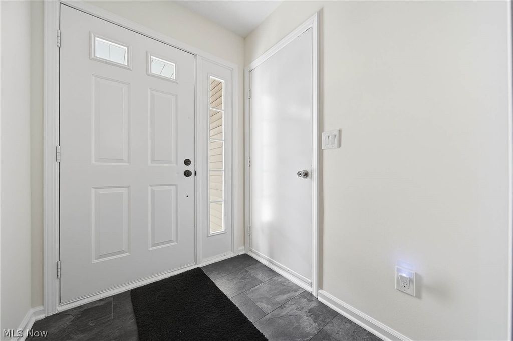 Photo of 815 Heath Lane, Streetsboro, OH 44241 (MLS # 5189125)