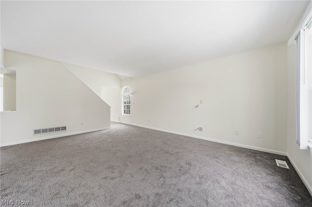 Greentree Parkway - Residential