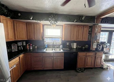 Tiny photo for 4012 Ganyard Avenue, Brunswick, OH 44212 (MLS # 5188050)