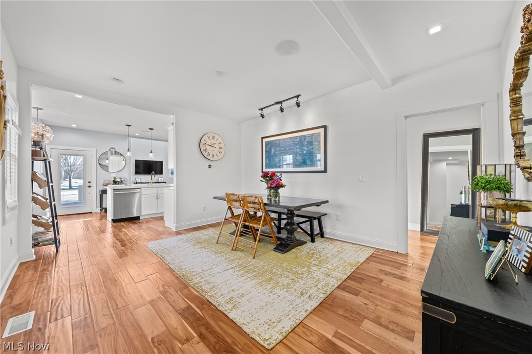 S S Stones - Residential