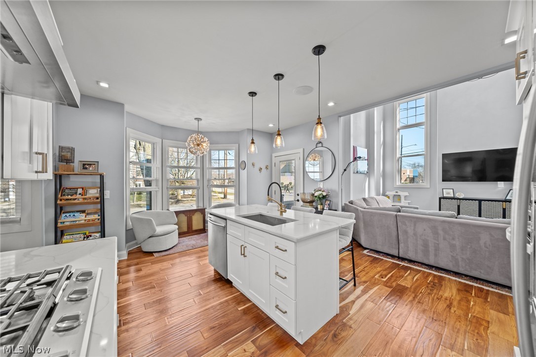 S S Stones - Residential