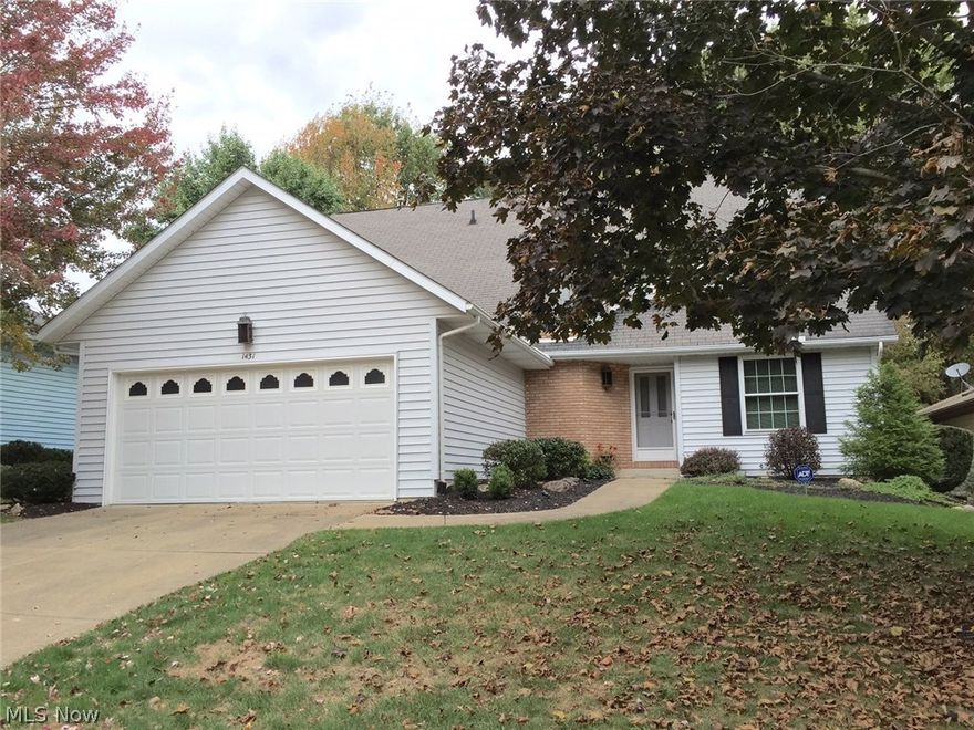 Attractive Cluster Home on a quiet cud-de-sac near College of Wooster golf course. First floor master suite with full bathroom and walk-in closet. 1st floor laundry,1/2 bath. Spacious living room with fireplace and access onto a 10x22 deck. Kitchen with dining. Second floor guest suite with full bath. Enjoy the carefree lifestyle that this property provides. Enjoy the beautiful wooded backyard from your private deck. Great Views.