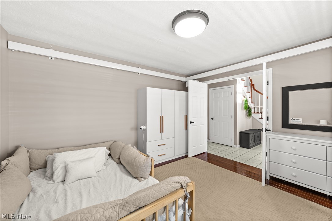 Johnnycake Ridge Estate Sub - Residential