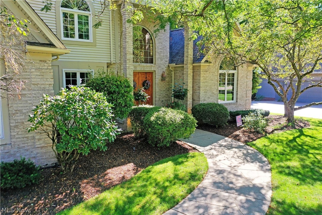 1925 Brittainy Oaks Trail NE