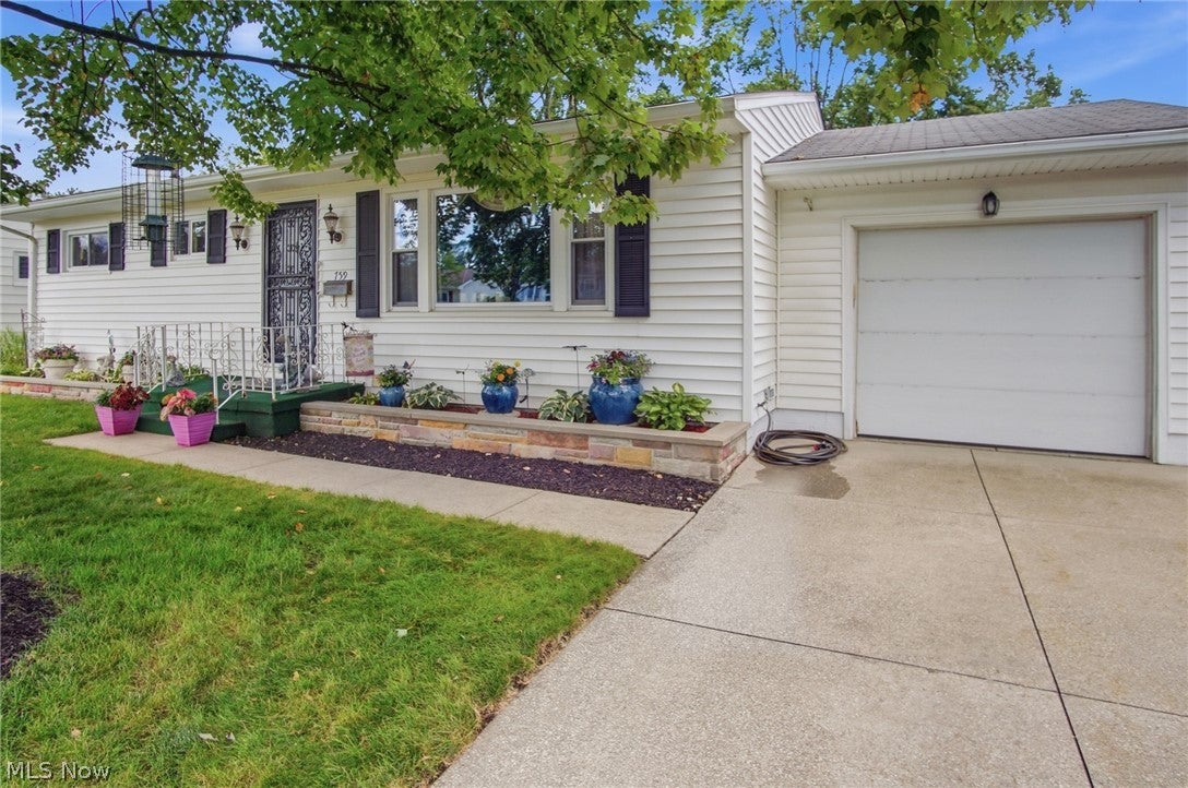 759 Orrville Avenue
