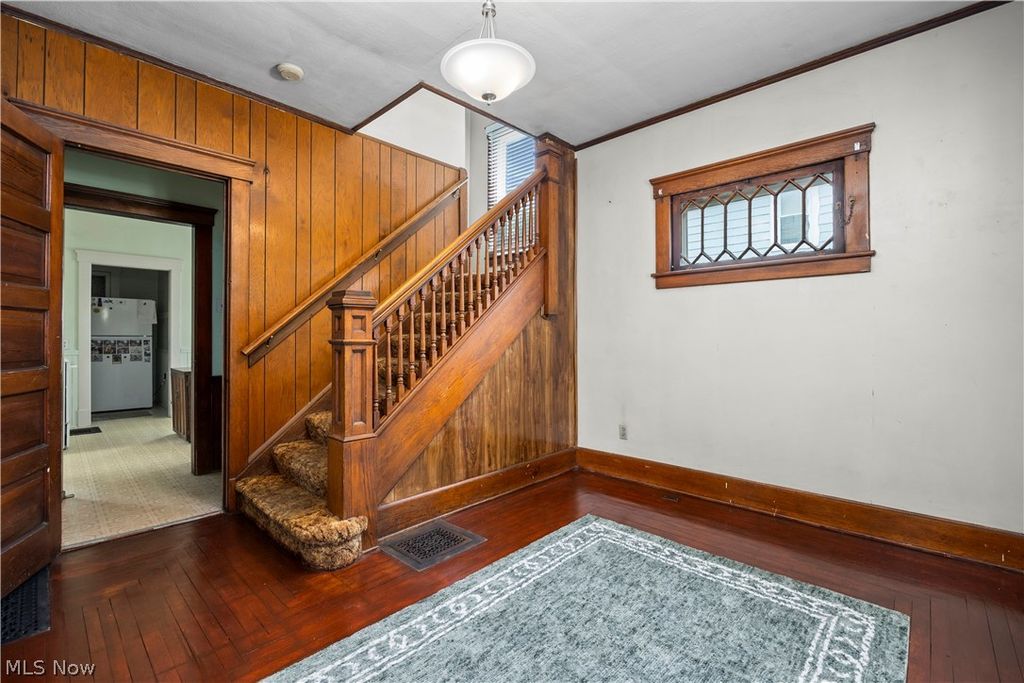 Photo of 1820 E 32nd Street, Lorain, OH 44055 (MLS # 5191489)