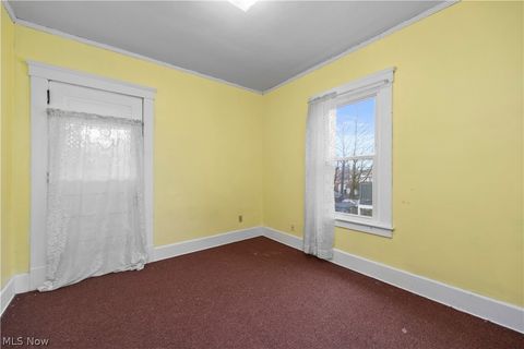 Tiny photo for 1820 E 32nd Street, Lorain, OH 44055 (MLS # 5191489)