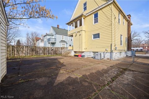 Tiny photo for 1820 E 32nd Street, Lorain, OH 44055 (MLS # 5191489)