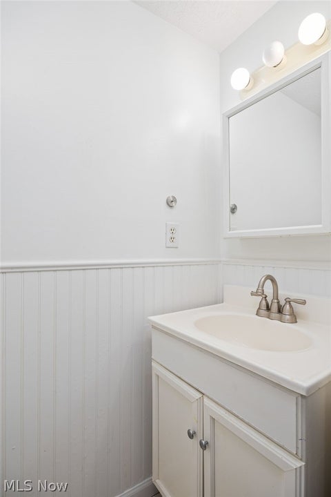 Tiny photo for 11856 Harbour Light Drive, North Royalton, OH 44133 (MLS # 5255782)