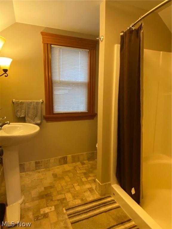 Village/Chardon - Residential