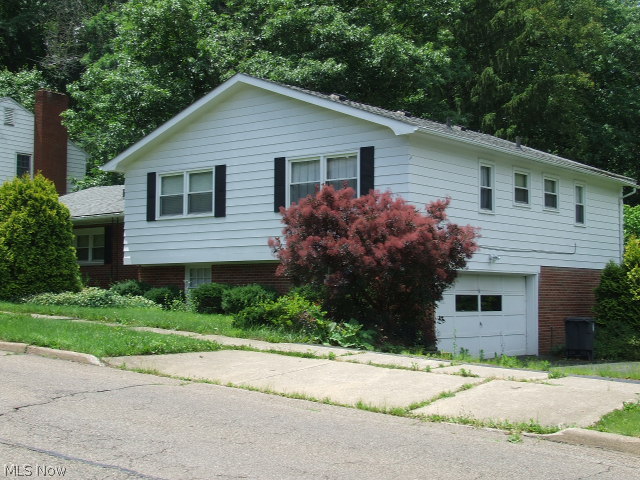 North Portage Path Condo - Residential