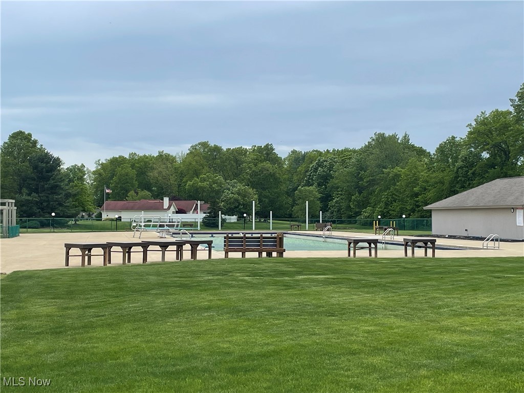 32803 Woodstone Circle, North Ridgeville, Ohio image 47