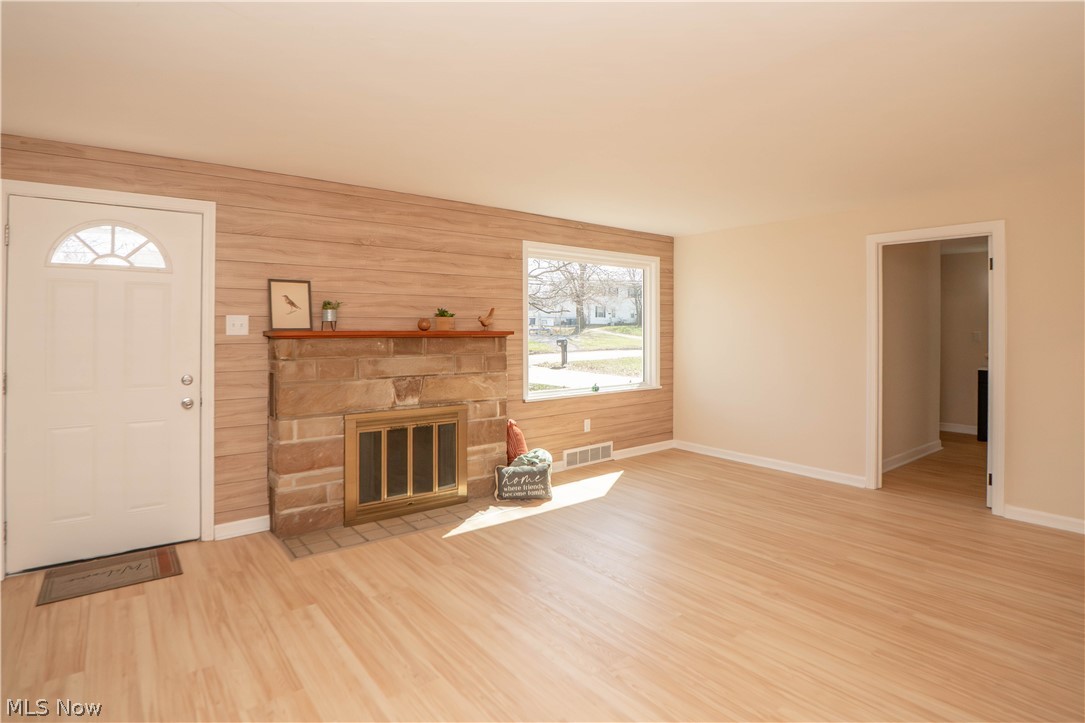 Prop River View - Residential