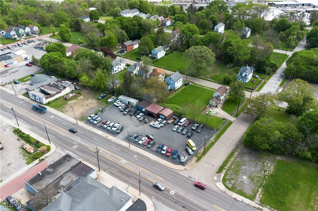 City/Youngstown - Commercial Sale