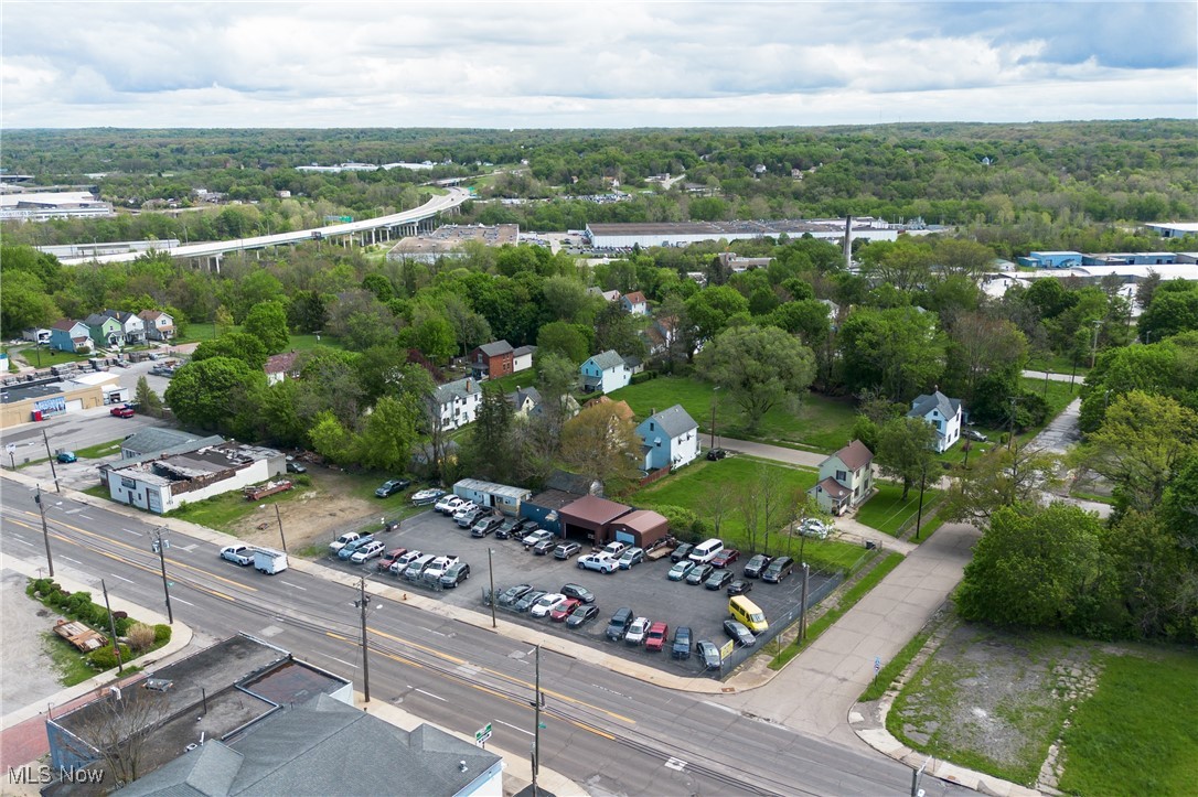 City/Youngstown - Commercial Sale