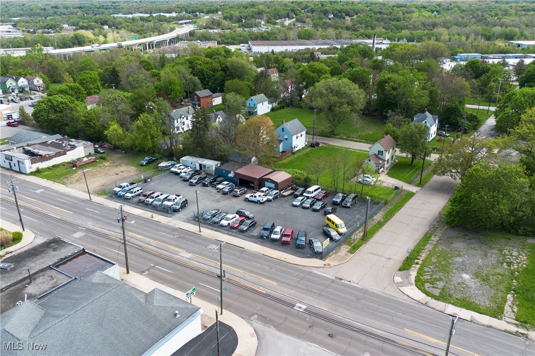 City/Youngstown - Commercial Sale