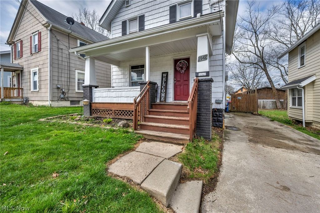 Photo of 2342 16th Street SW, Akron, OH 44314 (MLS # 5199870)