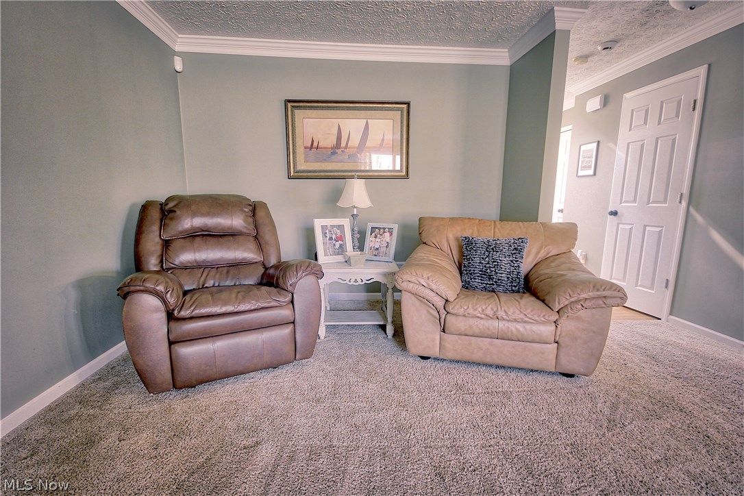 Lakes/Green 01 - Residential