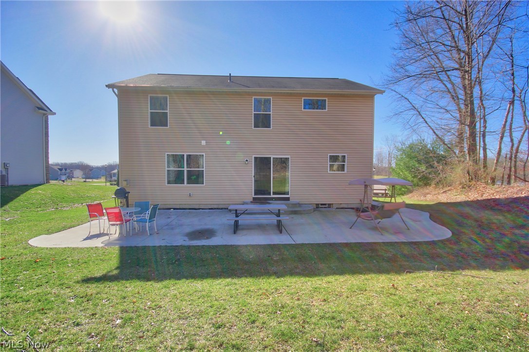 Lakes/Green 01 - Residential