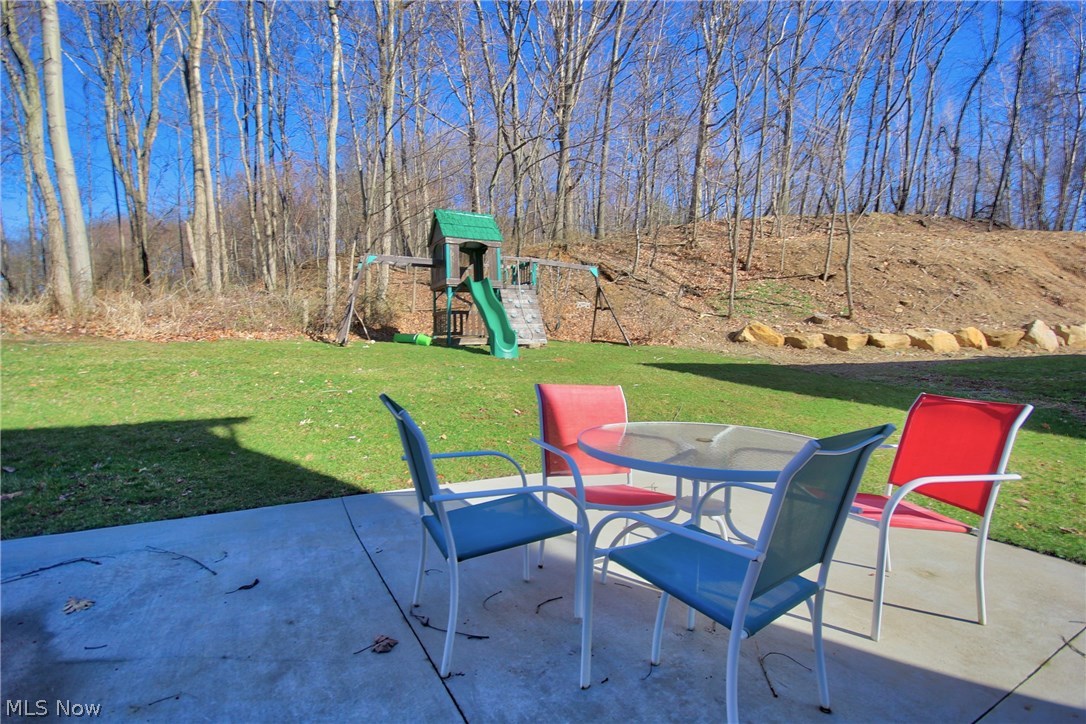 Lakes/Green 01 - Residential