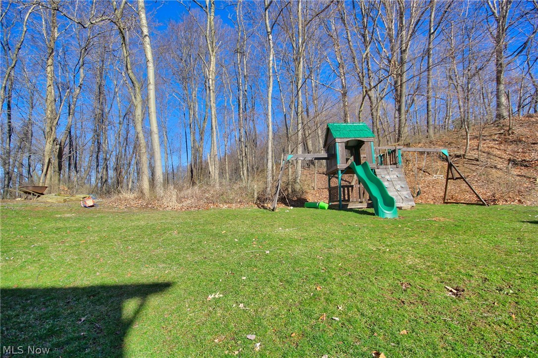 Lakes/Green 01 - Residential