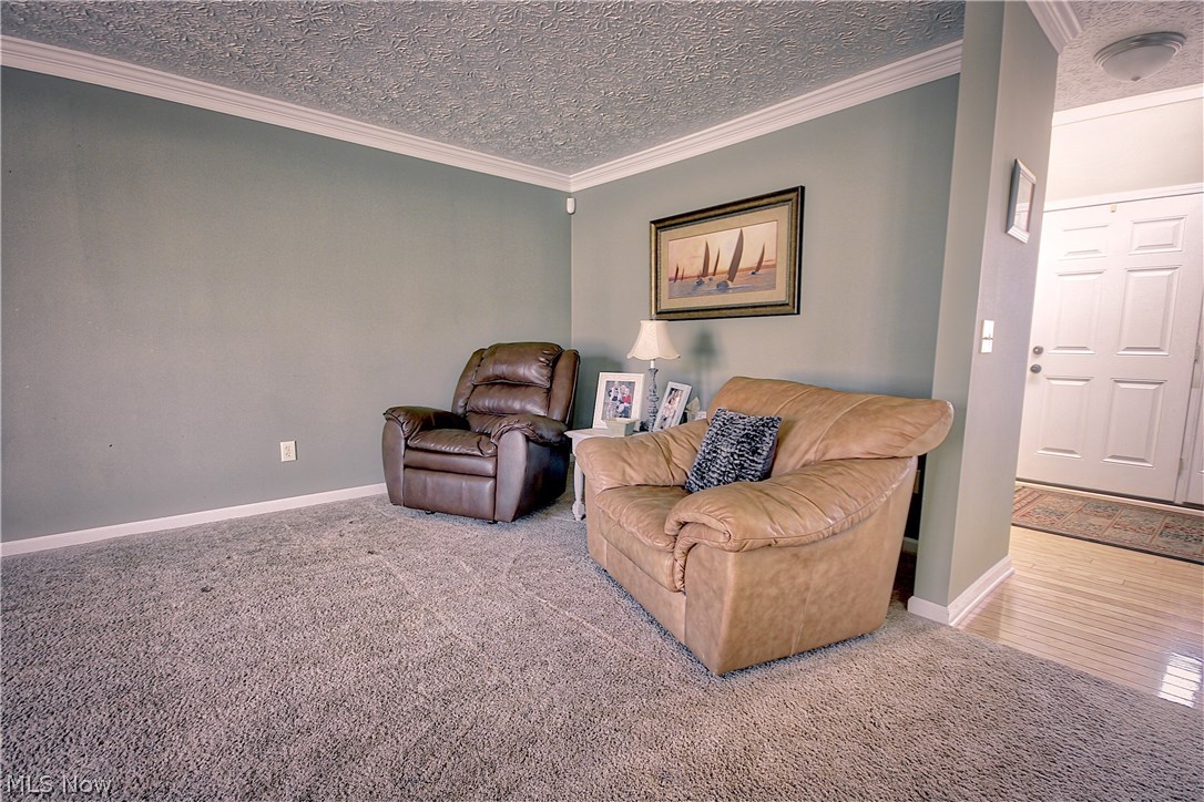 Lakes/Green 01 - Residential