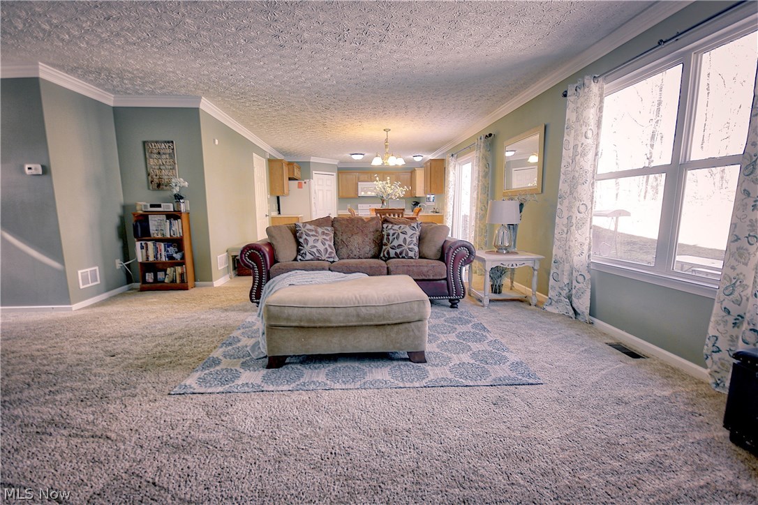 Lakes/Green 01 - Residential