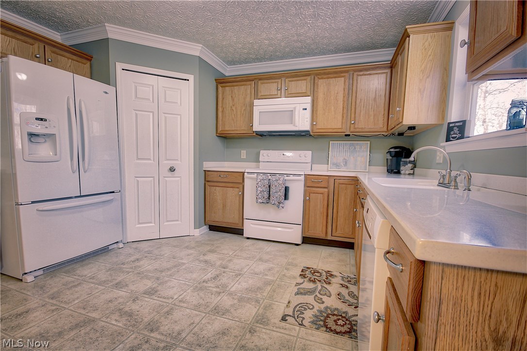 Lakes/Green 01 - Residential