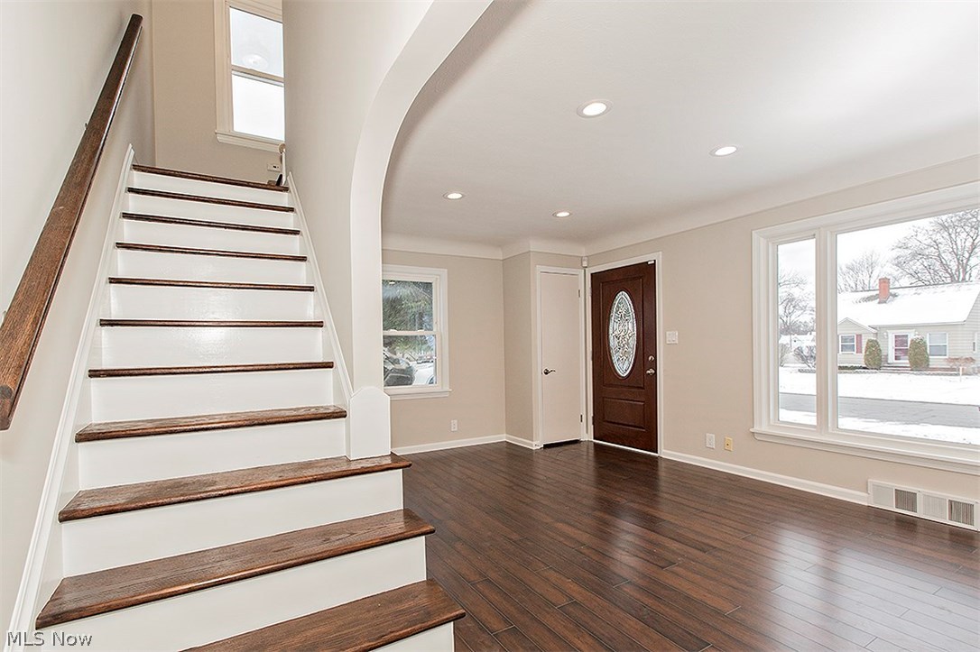 Enterprise Realty Companys Al - Residential Lease