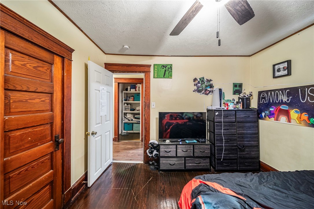 D E Kelleys - Residential