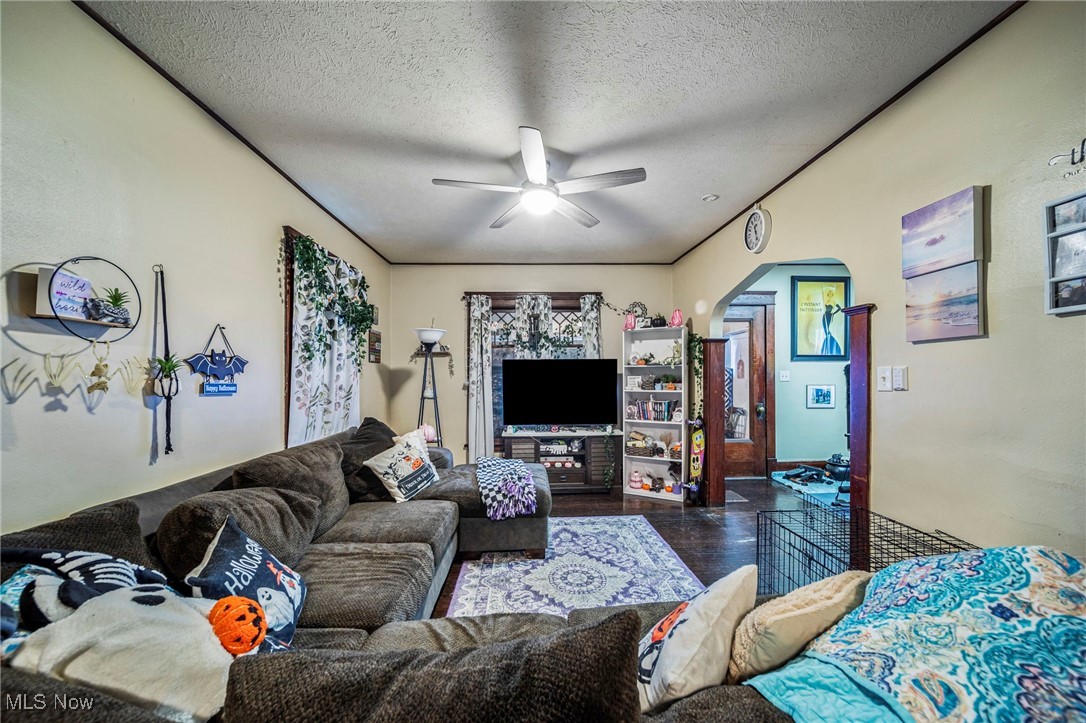 D E Kelleys - Residential