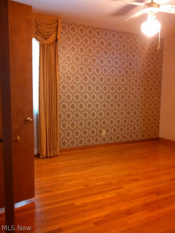 Broadview Road Sub/W T Mallos - Residential