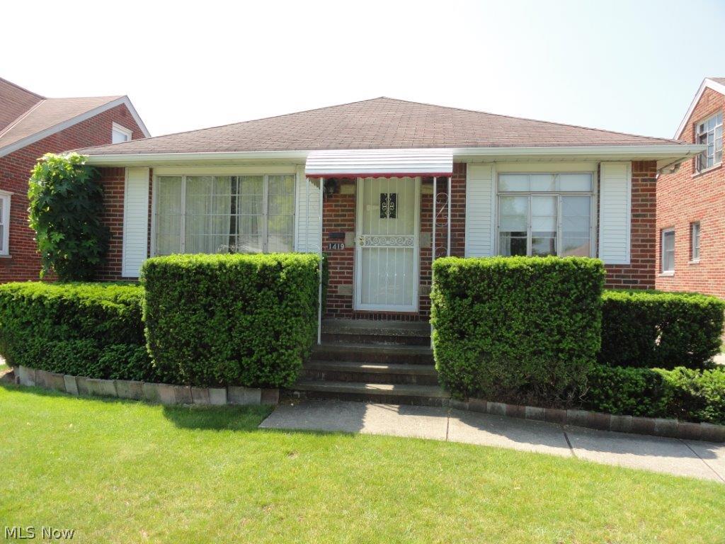 Broadview Road Sub/W T Mallos - Residential