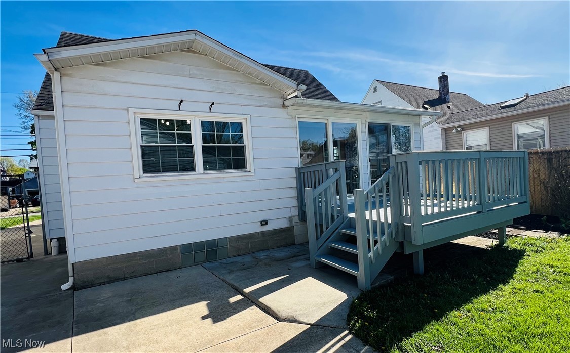 723 Roosevelt Avenue, Cuyahoga Falls, Ohio image 24