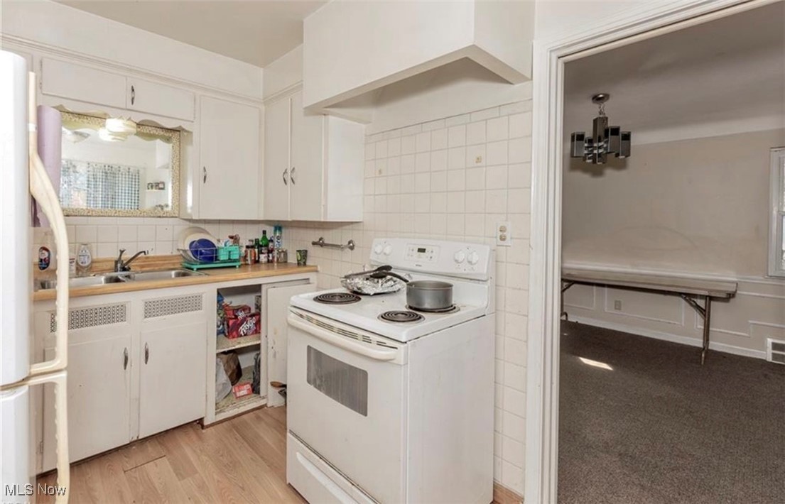 South Euclid, Ohio 44121, United States, 6 Bedrooms Bedrooms, ,4 BathroomsBathrooms,Residential,Active,254572