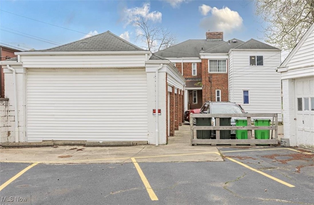 South Euclid, Ohio 44121, United States, 6 Bedrooms Bedrooms, ,4 BathroomsBathrooms,Residential,Active,254572