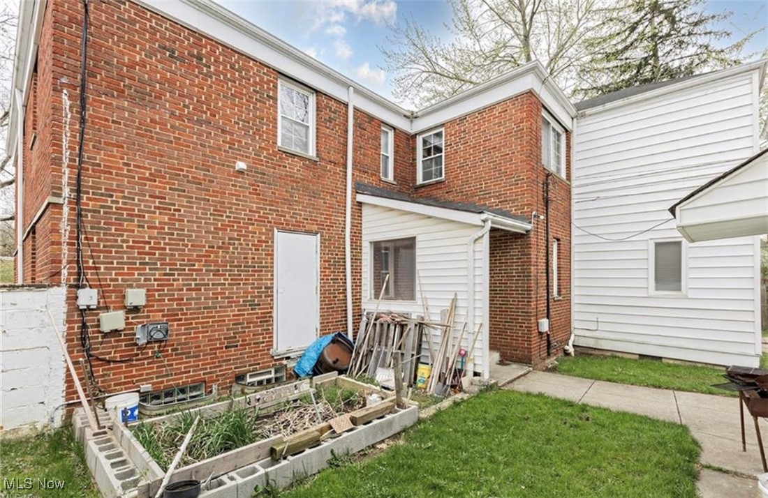 South Euclid, Ohio 44121, United States, 6 Bedrooms Bedrooms, ,4 BathroomsBathrooms,Residential,Active,254572