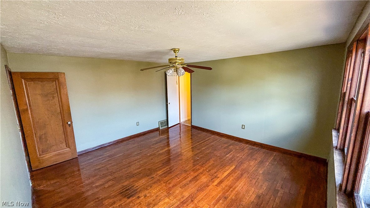 Lorain Villas - Residential