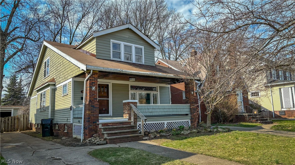 Lorain Villas - Residential