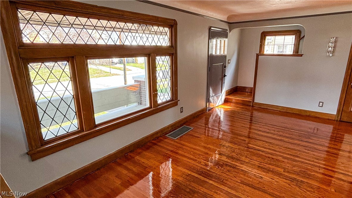 Lorain Villas - Residential