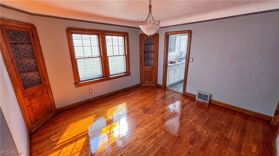 Lorain Villas - Residential