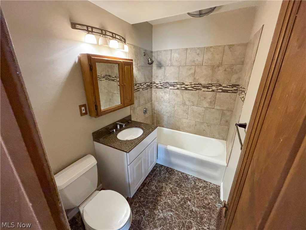 Lorain Villas - Residential