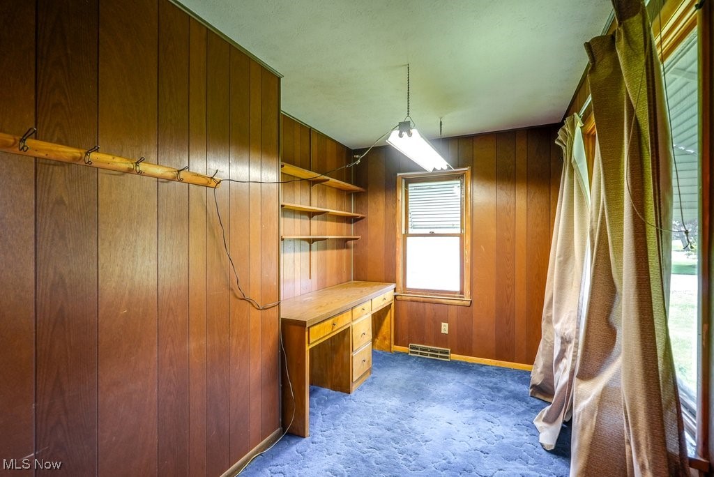 5873 Renninger Road, Akron, Ohio image 23