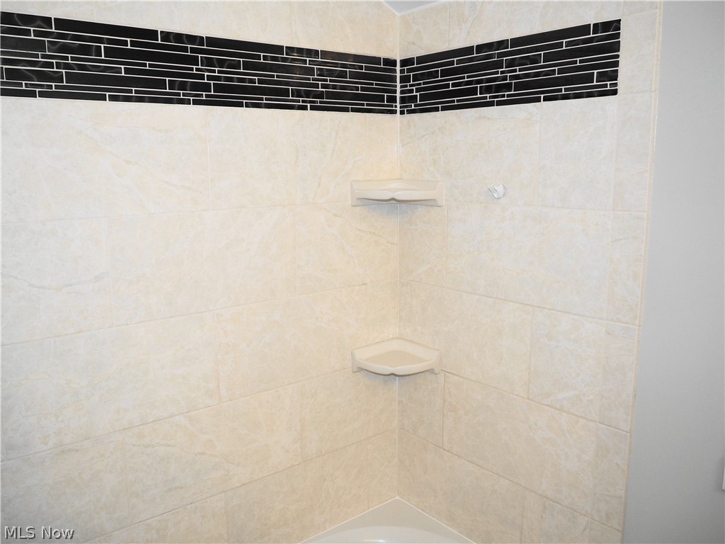 Lions Pk - Residential